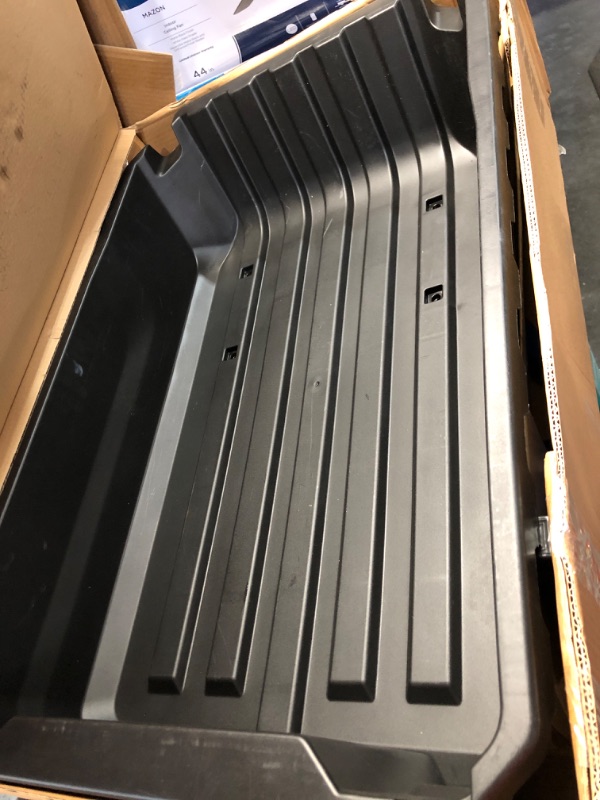 Photo 1 of ***NONREFUNDABLE - MISSING MORE THAN HALF OF THE PARTS - FOR PARTS ONLY - SEE COMMENTS***
Kobalt 4-cu ft Poly Yard Cart
