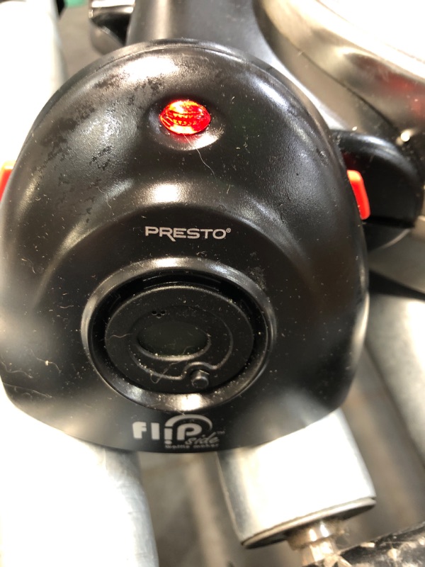 Photo 2 of (USED) 
Presto FlipSide Electric Waffle Maker- 03510