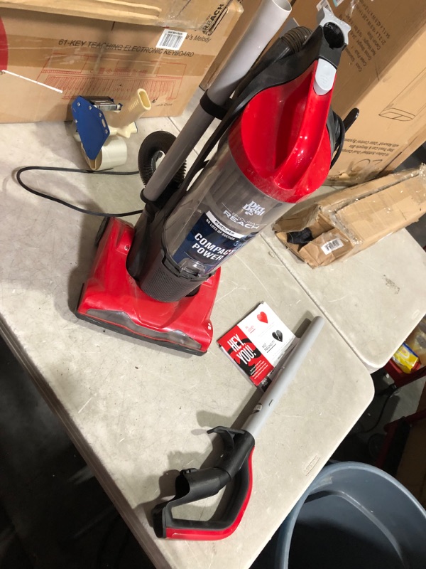 Photo 9 of ***HOSE IS BROKEN - DOESN'T ATTACH TO VACUUM - SEE PICTURES***
Dirt Devil Endura Express Bagless Compact Upright Vacuum Cleaner - UD70171