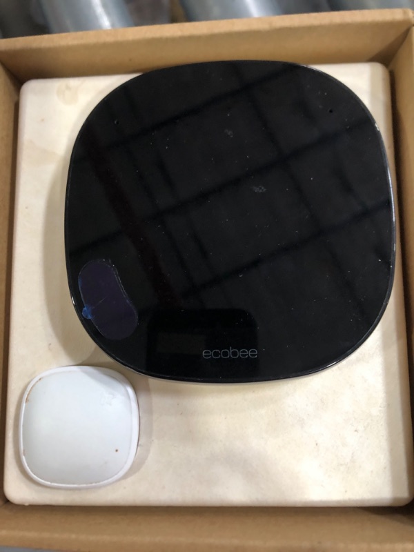 Photo 2 of (used)(see images)NEW 2022! ecobee Smart Thermostat Premium with Siri and Alexa and Built in Air Quality Monitor 