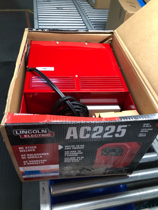 Photo 2 of **UNABLE TO TEST**
LINCOLN ELECTRIC K1170 AC225, 60Hz Arc Welder