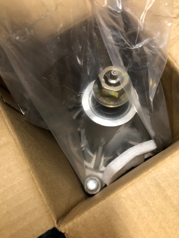 Photo 2 of Koemier Spindle assembly Replaces AYP 130794 128285 Husqvarna 532130794 include 3 Mounting Bolts and Blade Mounting Bolt, fit for 36" 38" 42" Inch Riding Lawn Mower