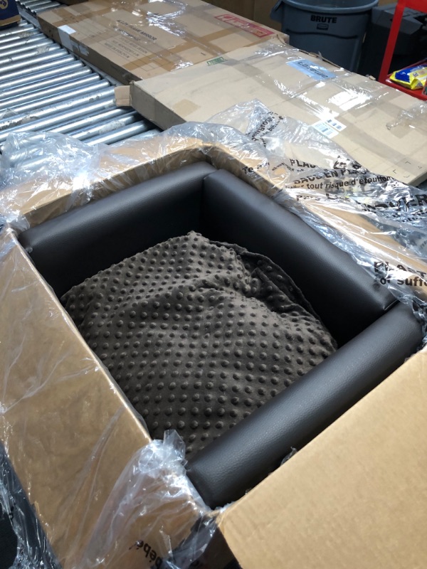 Photo 1 of **damaged corner see pics** Keet Fluffy Deluxe Pet Bed Sofa Chocolate Small -  23.0"L x 12.0"W x 17.0"Th
