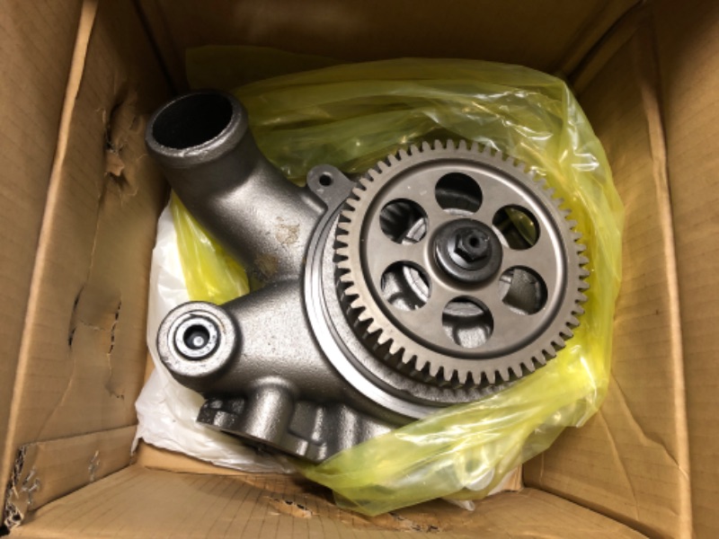 Photo 3 of water pump Compatible with Detroit 60 Series EGR Diesel Engine 14 Lts. 23531258 23532543 23538636 23503518 23535018 23531246