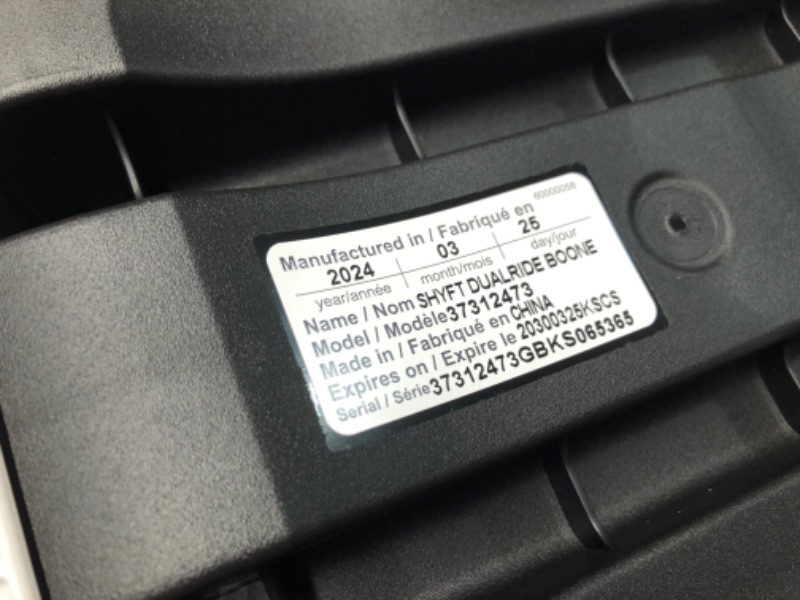 Photo 3 of ***USED - LIKELY MISSING PARTS - UNABLE TO VERIFY FUNCITONALITY***
Shyft DualRide with Carryall Storage Infant Car Seat and Stroller Combo (Boone Gray)