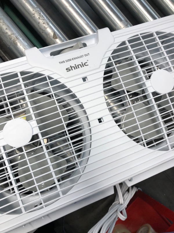 Photo 2 of 
shinic Window Fan with Reversible Airflow 