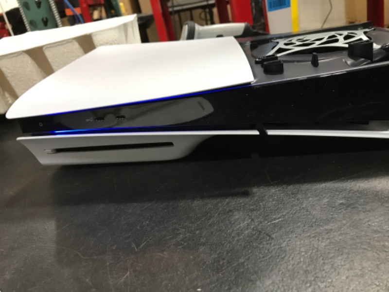 Photo 1 of PlayStation 5 Console - Marvel’s Spider-Man 2 Bundle (slim)