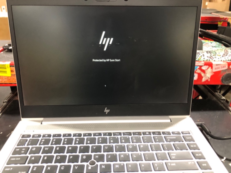 Photo 3 of HP EliteBook 840 G5 14 inches Full HD Laptop, Touch Screen, Core i5-8350U 1.7GHz , 16GB RAM, 256GB Solid State Drive, Webcam, Windows 10 Pro 64Bit (Renewed) USED COMES WITH LAPTOP AND CHARGER ONLY