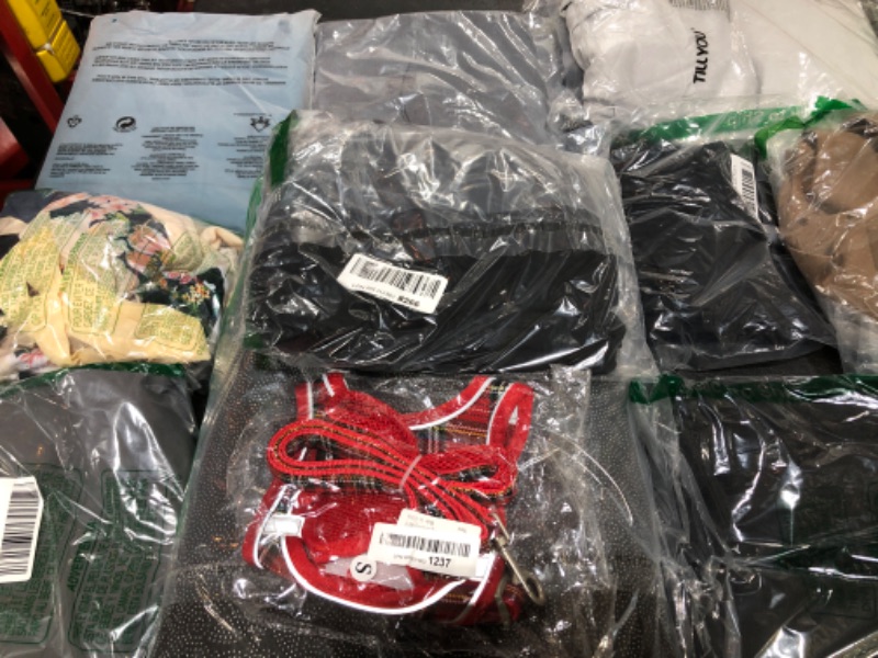 Photo 1 of BOX LOT *VARIOUS CLOTHING ITEMS* *VARIOUS SIZES*