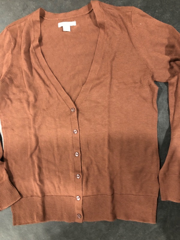 Photo 1 of Amazon Essentials Sweater Size M