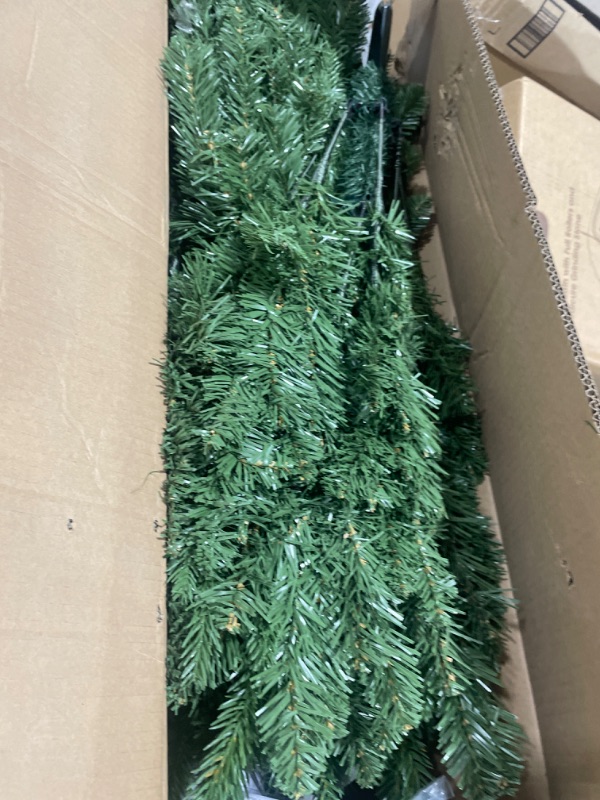 Photo 2 of 5 FT Artificial Christmas Tree with 1020 PE&PVC Mixed Branch Tips, Unlit Hinged Premium Spruce Fake Xmas Trees, Green, Foldable Base 5FT-1020Tips