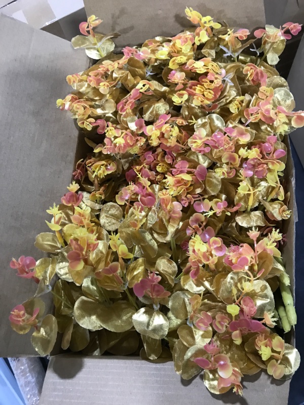 Photo 1 of 30 Pc Gold Floral Decor 