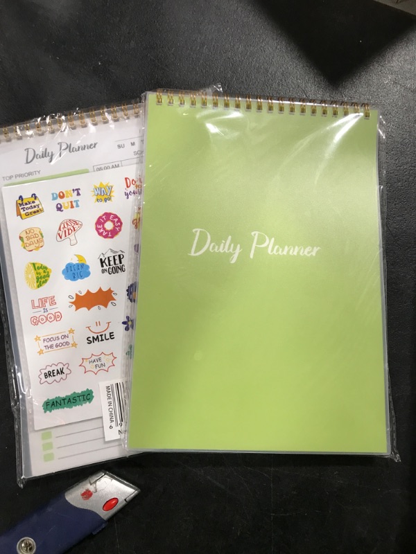 Photo 2 of 2 Pack To Do List Notepad, Undated Daily Planner Notebook with Hourly Schedule, 60 Sheets 7 X 10" Task Checklist Agenda Pad w/Monthly Calendar, For Work Office Home,Green 7X10 Daily(Green)