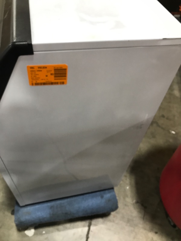 Photo 4 of 265 lb. / 24 H Commercial Freestanding Ice Maker Machine with 55 lb. Storage Bin Stainless Steel Construction in Silver