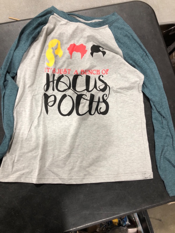 Photo 1 of Hocus Pocus Shirt Size M