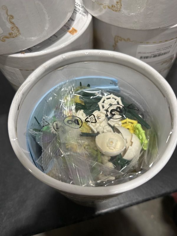 Photo 1 of UJYY 15 Flower Bouquet Building Kit