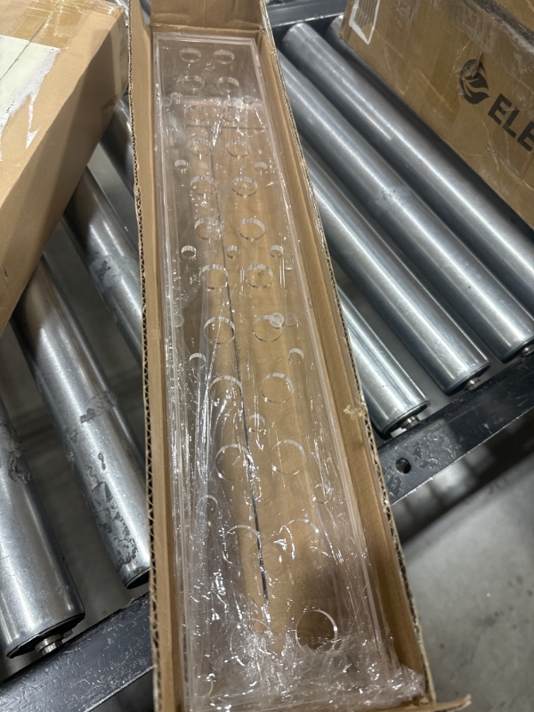 Photo 1 of 22 inch Clear Acrylic vase Thickened Rectangular Acrylic vase for Wedding Table Decorative Flowers Acrylic Box (37 Holes +with 8 Corner Pads to Prevent Chipped Corners from Cracking)
