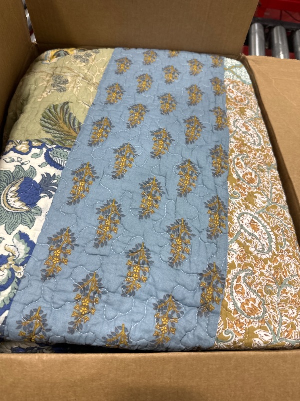 Photo 1 of Secgo California King Quilt Size - 100% Cotton Oversized California Comforter Set Green Bedding Sets (120 * 110 Inch) with 2 Pillow Shams, Patchwork Reversible Lightweight Bedspread California King(120"x110") Sage