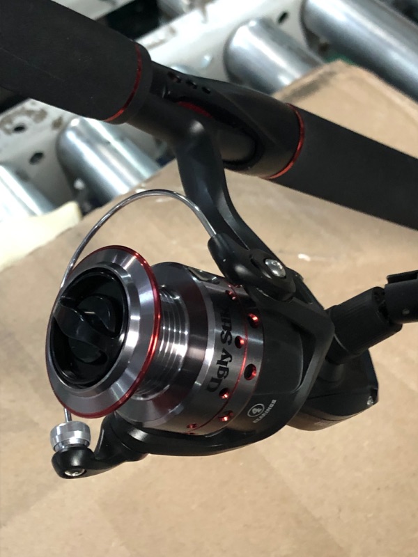 Photo 2 of **NON-REFUNDABLE** // **SALE FINAL**PARTS ONLY*** Missing reel bolt***MISSING PIECES* Ugly Stik GX2 Spinning Reel and Fishing Rod Combo 30 Size Reel - 6' - Medium - 2pc