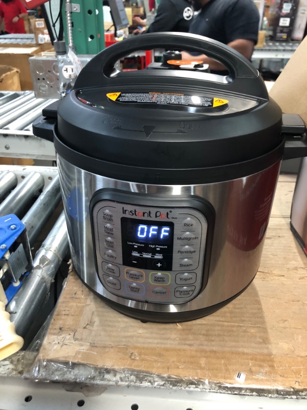 Photo 2 of *SEE NOTES*
Instant Pot Duo 7-in-1 Electric Pressure Cooker