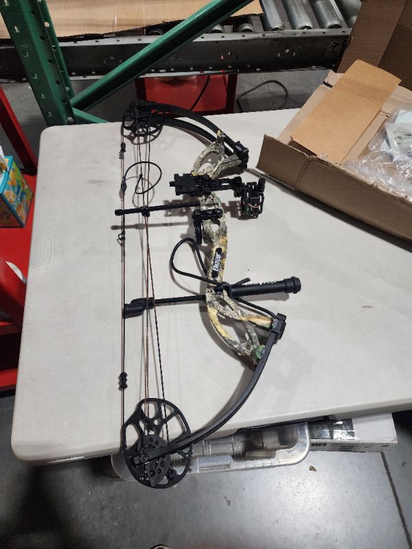 Photo 2 of Bear Archery Cruzer G2 Adult Compound Bow Realtree Edge Right Hand