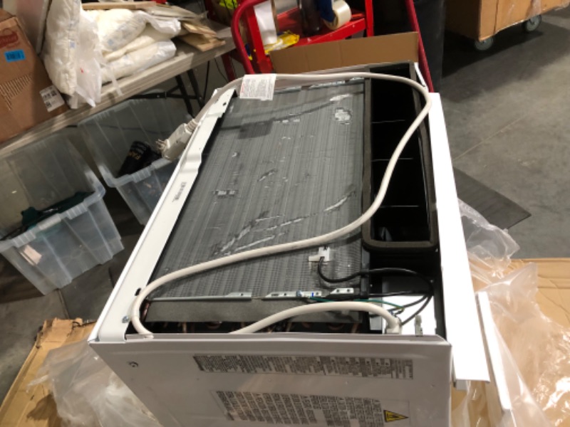 Photo 7 of ***MAJOR DAMAGE - NOT FUNCTIONAL - FOR PARTS ONLY - NONREFUNDABLE - SEE COMMENTS***
18,000 BTU DUAL Inverter Smart wi-fi Enabled Window Air Conditioner