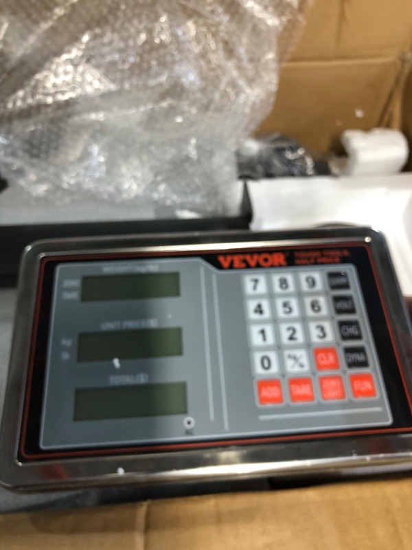 Photo 2 of VEVOR Computing Digital Platform Scale, 660 lbs Load, 0.1 lbs Accuracy Computing Floor Scale with LB/KG, Tare, Price Calculator, Stainless Steel High-Definition Display for Boxes, Luggages, FCC Listed