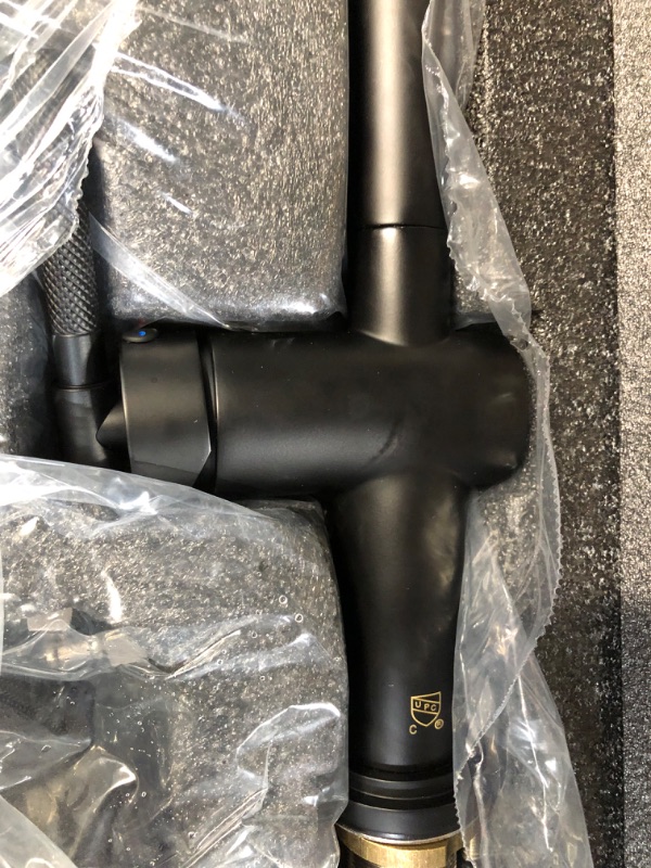 Photo 1 of Modern Kitchen Sink Faucet, Stainless Steel Kitchen Faucet with Pull Down Sprayer Commercial Kitchen Faucet Single Handle High Arc Matte Black Faucet for Kitchen Sink Handle Pull Matte Black - L