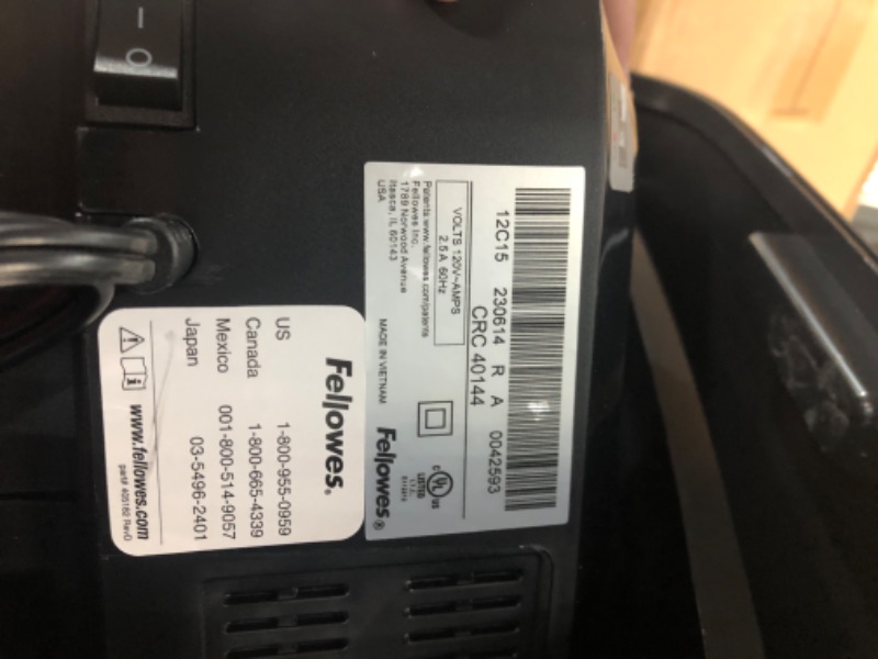 Photo 5 of ***DOES NOT WORK PARTS ONLY******NOI REFUNDS***SOLD AS IS*****
Fellowes 12C15 12 Sheet Cross-Cut Paper Shredder for Home and Office with Safety Lock 12 Sheet Paper Shredder