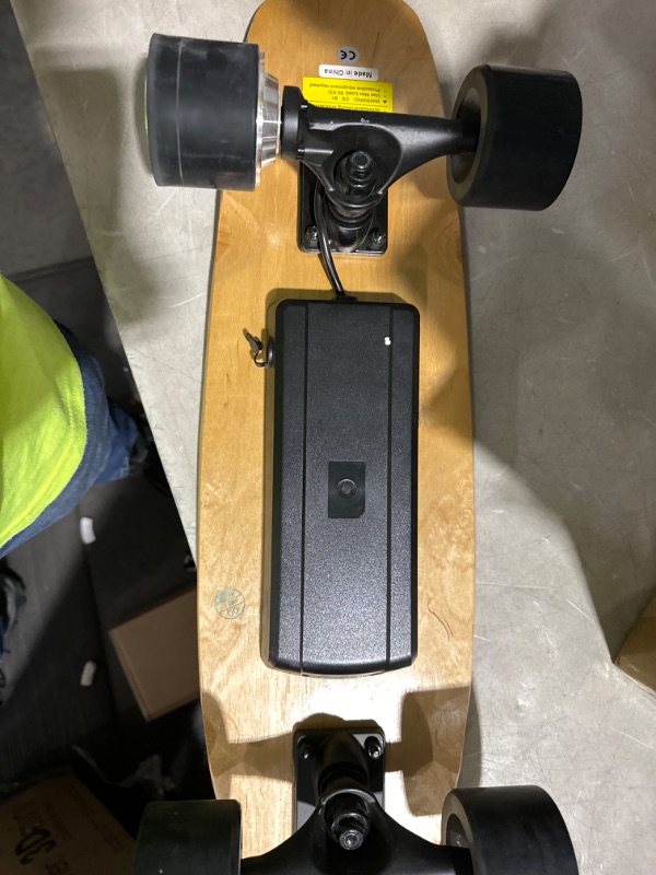 Photo 3 of ***PARTS ONLY READ NOTES*** CAROMA 350W Electric Skateboards for Adults Teens, 27.5" 7