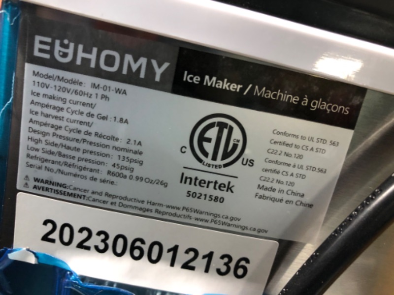 Photo 3 of ***USED - DIRTY - POWERS ON - UNABLE TO TEST FURTHER***
Frigidaire EFIC123-SS Counter Top Maker, Produces 26 pounds Ice per Day, Stainless Steel