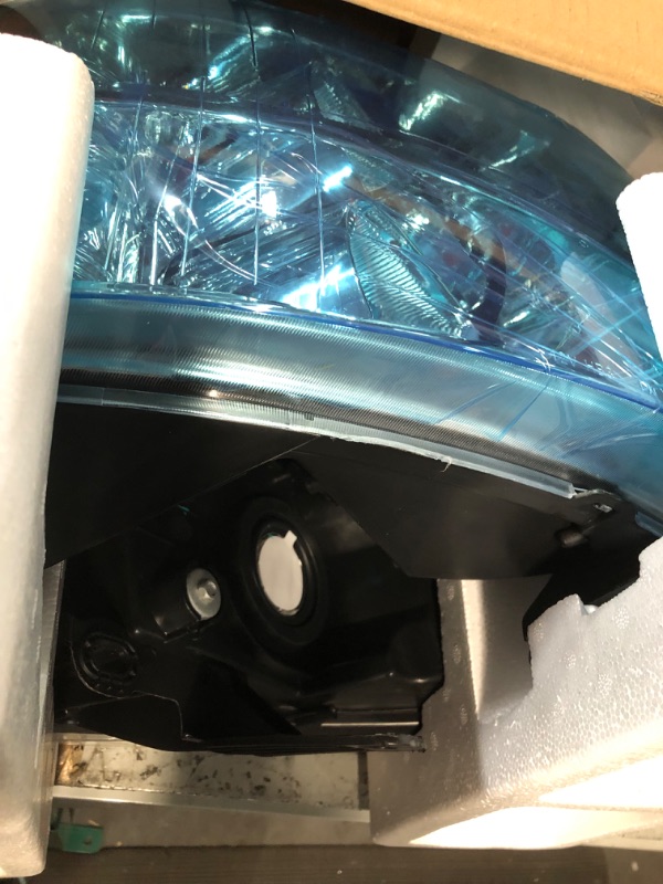 Photo 1 of ADCARLIGHTS 2007-2014 Silverado Headlight Assembly for 07-13 Chevy Silverado 1500 / 07-14 Silverado 2500HD 3500HD Clear Lens Chrome Housing with Amber Reflector Headlamp Replacement Left and Right OE Replacement A-Chrome Housing Amber Reflector Clear Lens