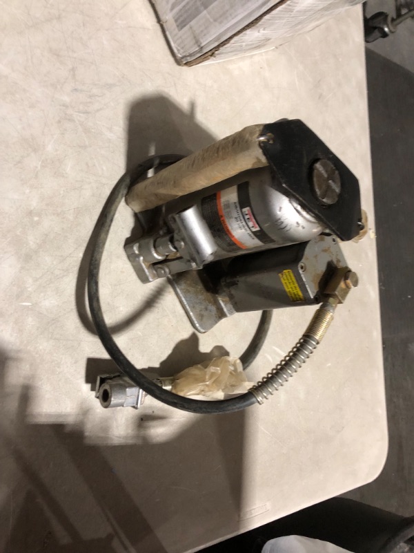 Photo 5 of ***HEAVILY USED AND DIRTY - RUSTED - SEE COMMENTS***
Jet Tools - AHJ-20, 20 Ton Air/Hydraulic Bottle Jack (456620)