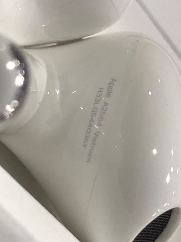 Photo 1 of ***USED - UNABLE TO TEST***
Apple AirPods with Lightning Charging Case (3rd Generation)