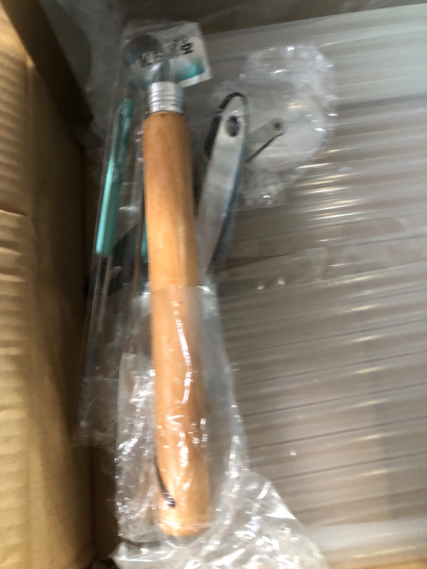 Photo 1 of ***PIZZA STONE CRACKED - SEE PICTURES***
Universal Stainless Steel Grill Top Pizza Oven Kit with Pizza Stone