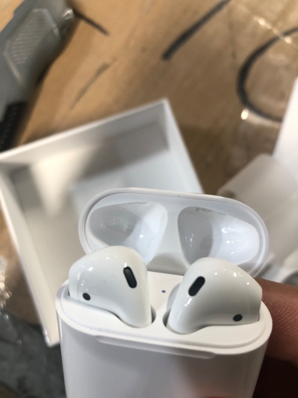 Photo 4 of Apple AirPods with Charging Case (Latest Model)