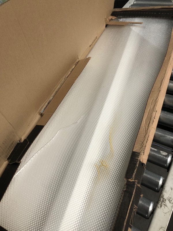Photo 1 of **HEAVILY USED/ CRACKED / DAMAGED/ FOR PARTS**Lithonia Lighting SB 432 120 1/4 GESB 4-Foot 4-Light 32 Watt T8 Fluorescent Wraparound 120 Volt Fixture with One 32W Electronic Ballast, White 1 Commercial Ballast 120V Square