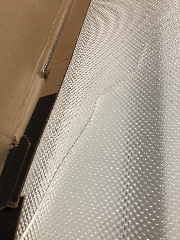 Photo 1 of **HEAVILY USED/ CRACKED / DAMAGED/ FOR PARTS**Lithonia Lighting SB 432 120 1/4 GESB 4-Foot 4-Light 32 Watt T8 Fluorescent Wraparound 120 Volt Fixture with One 32W Electronic Ballast, White 1 Commercial Ballast 120V Square