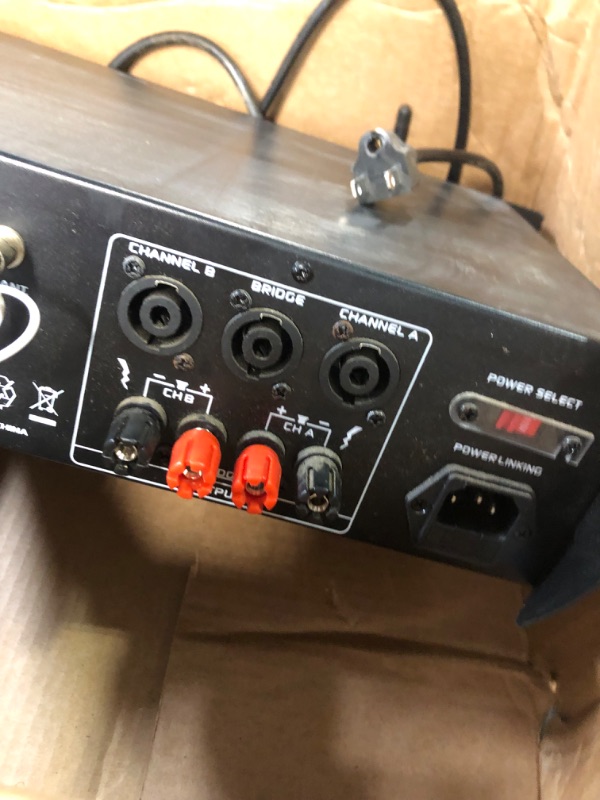 Photo 1 of *non refundable - parts only* Professional Audio Bluetooth Power Amplifier - 2-Channel Rack Mount Bridgeable,