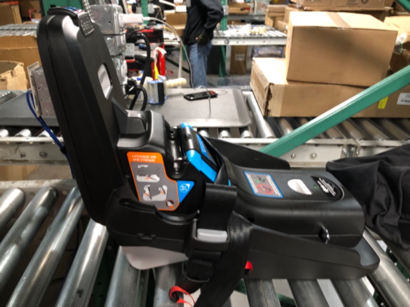 Photo 1 of [USED]
Shyft DualRide with Carryall Storage Infant Car Seat and Stroller Combo (Boone Gray)