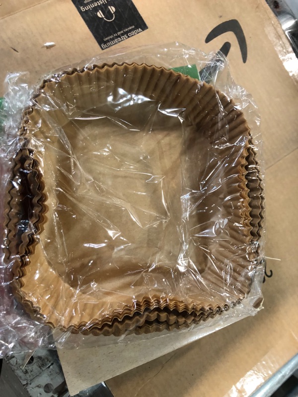 Photo 1 of Disposable Air Fryer Paper Liners: 100PCS 8 Inch Square Liners for Air Fryer, Grease and Water Proof Non Stick Basket Parchment Paper 100PCS 8"Square-Nature