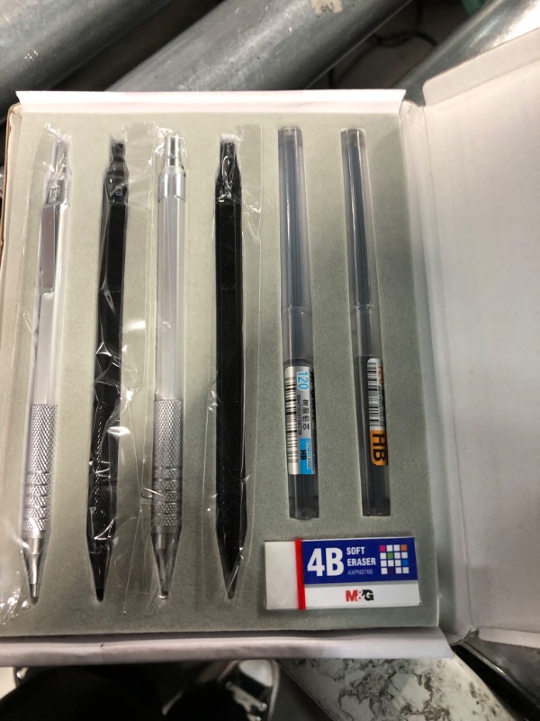 Photo 4 of JIMMIDDA Mechanical Pencil 0.5, 0.7mm 2 Sizeswith Mechanical Pencils Set Eraser and HB Lead Refills,bundle of 2 /