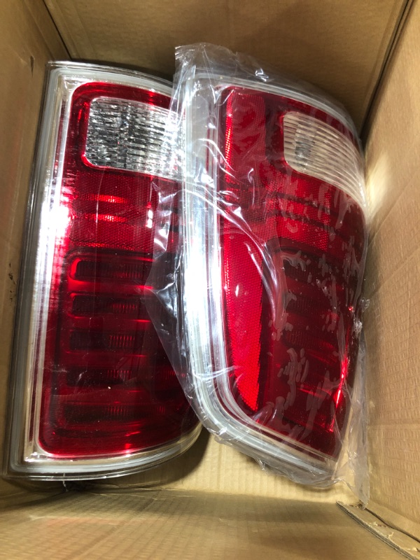 Photo 1 of Tail Stop Backup Lamp 68093078AC 68093079AC for Dodge Ram Pickup Truck 1500 2500 3500
