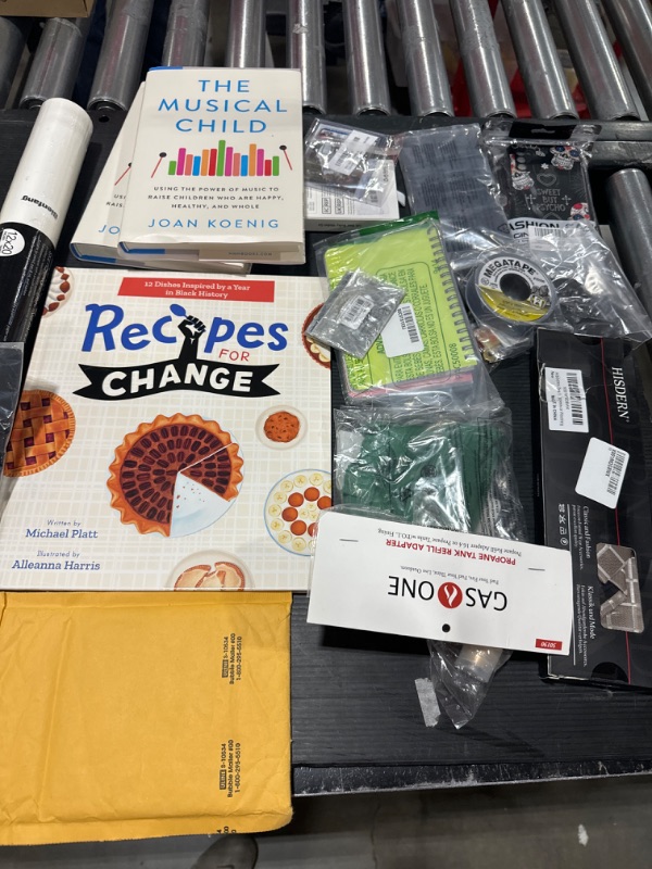 Box of Miscellaneous Items for sale North Las Vegas, NV Nellis Auction