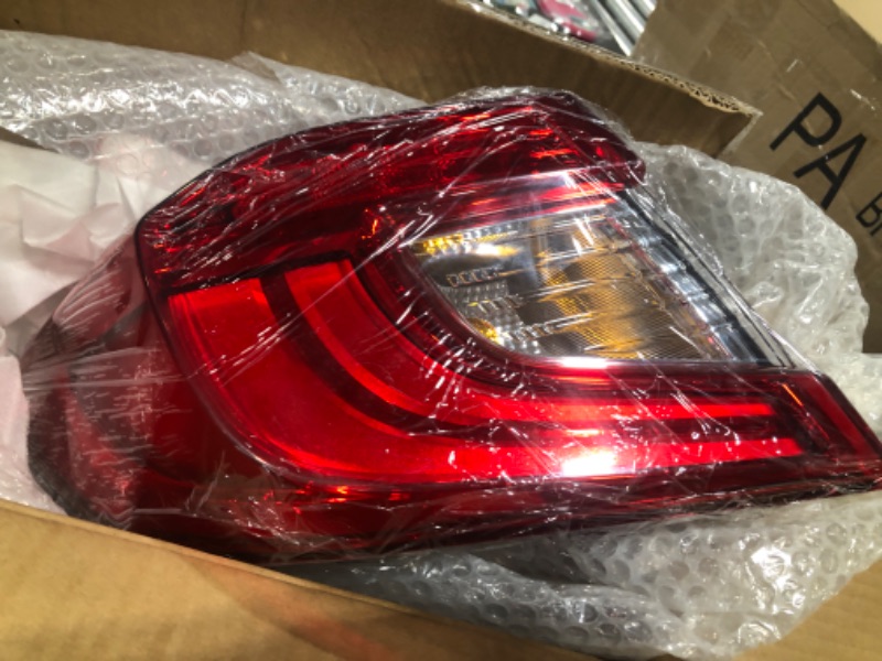 Photo 2 of Duolctrams LED Brake Tail Light Rear Lamp Assembly Left Driver Side Compatible for 2018-2022 Honda Accord Sedan Taillights Harness Set 18-21 Accrod Outer Tail Light Left(Driver Side)