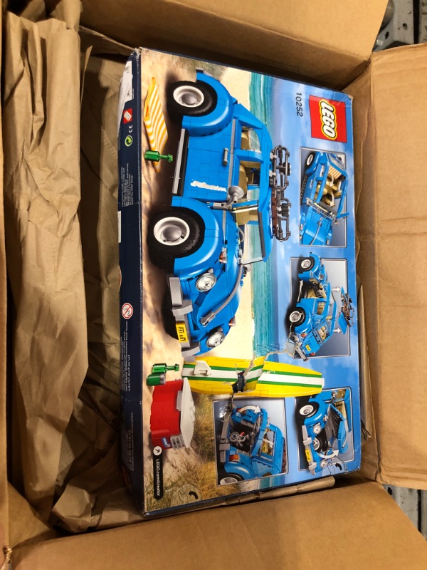 Photo 2 of LEGO Creator Expert Volkswagen Beetle 10252 Construction Set (1167 Pieces)