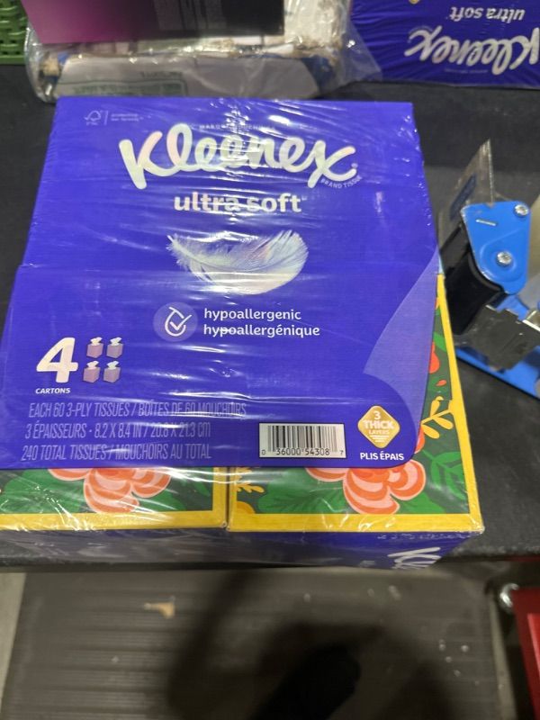 Photo 1 of Kleenex Ultra Soft Facial Tissues, 4 Cube Boxes, 60 Tissues per Box, 3-Ply (240 Total Tissues), Packaging May Vary White 60 Count (Pack of 4)