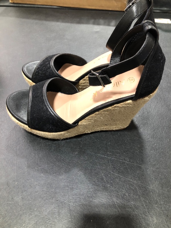 Photo 1 of ALEGRA K WOMENS SIZE 8 WEDGE HEELS