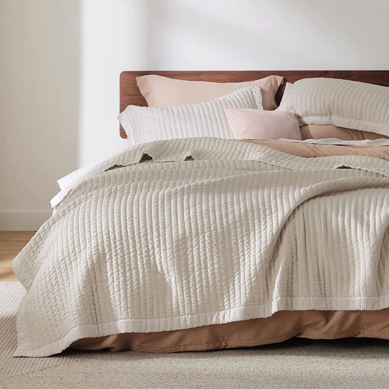 Photo 1 of Bedsure Linen Quilt King Size - Stylish Corduroy Pattern, Soft and Breathable Fabric, All Season Bedding 106x96
