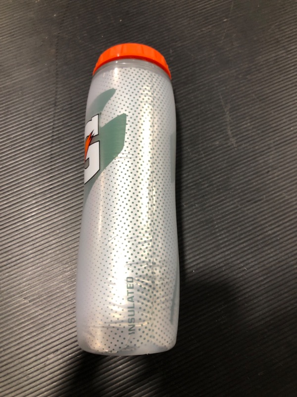 Photo 2 of Gatorade Insulated Squeeze Bottle, Silver, 30oz Thirst Quencher Powder Sticks